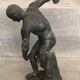 Le Discobole, statuette