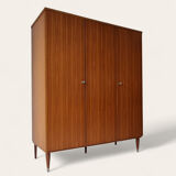 Armoire du milieu du siècle