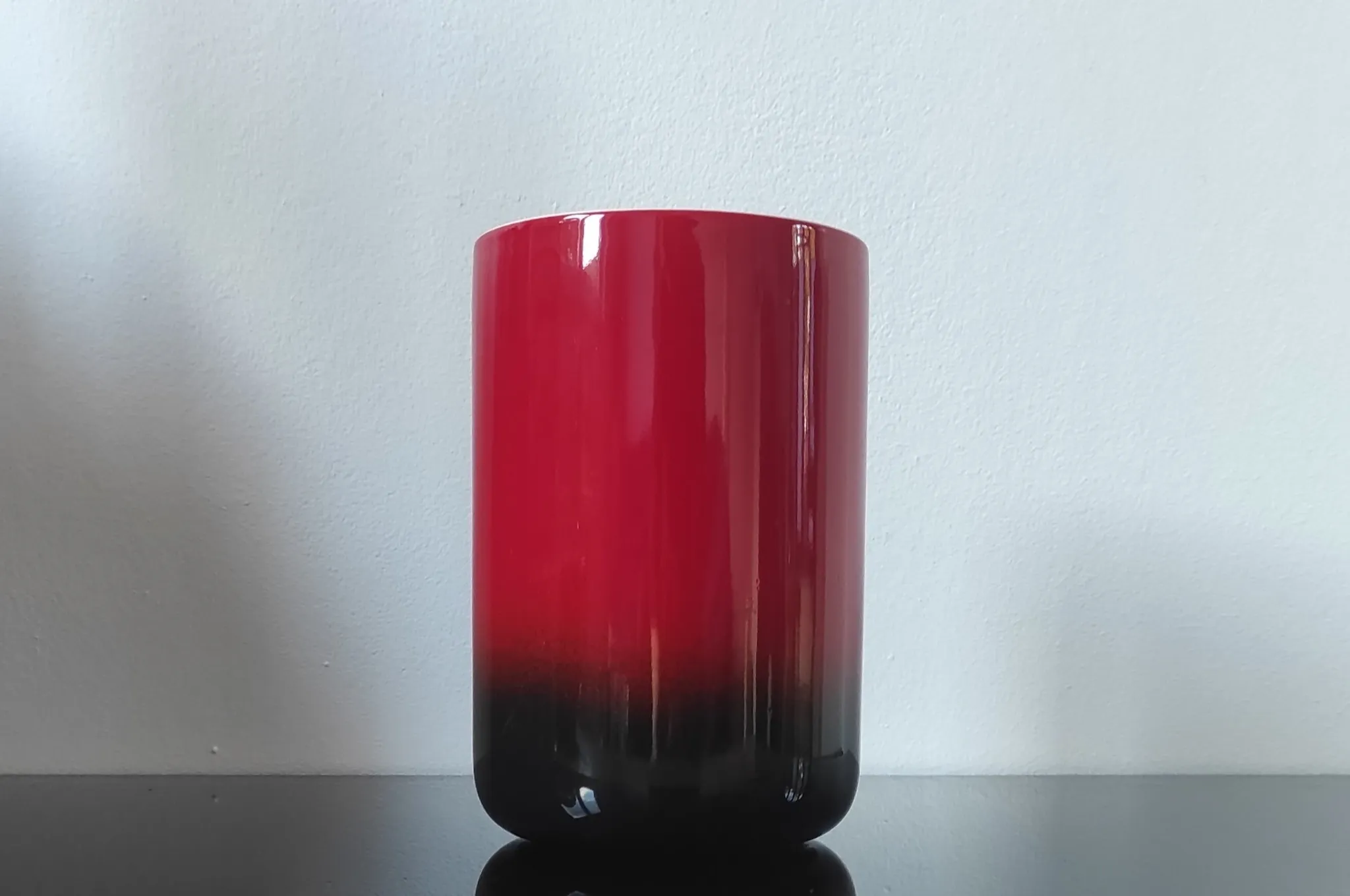 Vintage cylindrical vase in glazed ceramic