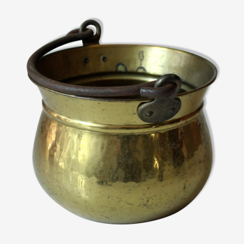 Brass planter with iron handle, vintage from the 1960s