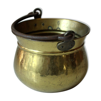 Brass planter with iron handle, vintage from the 1960s