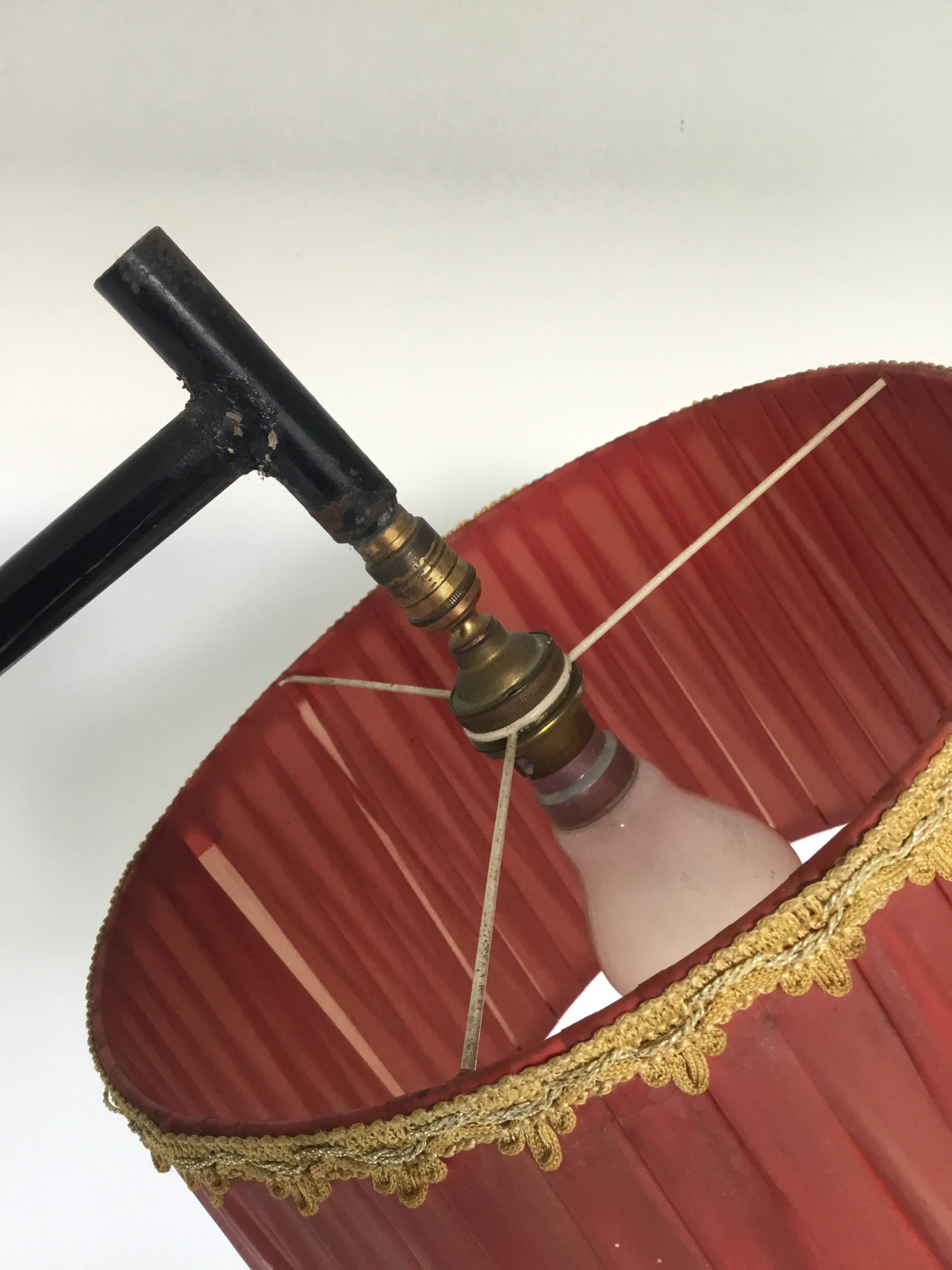 Tripod floor lamp with a ball joint and shelf - vintage 1950s