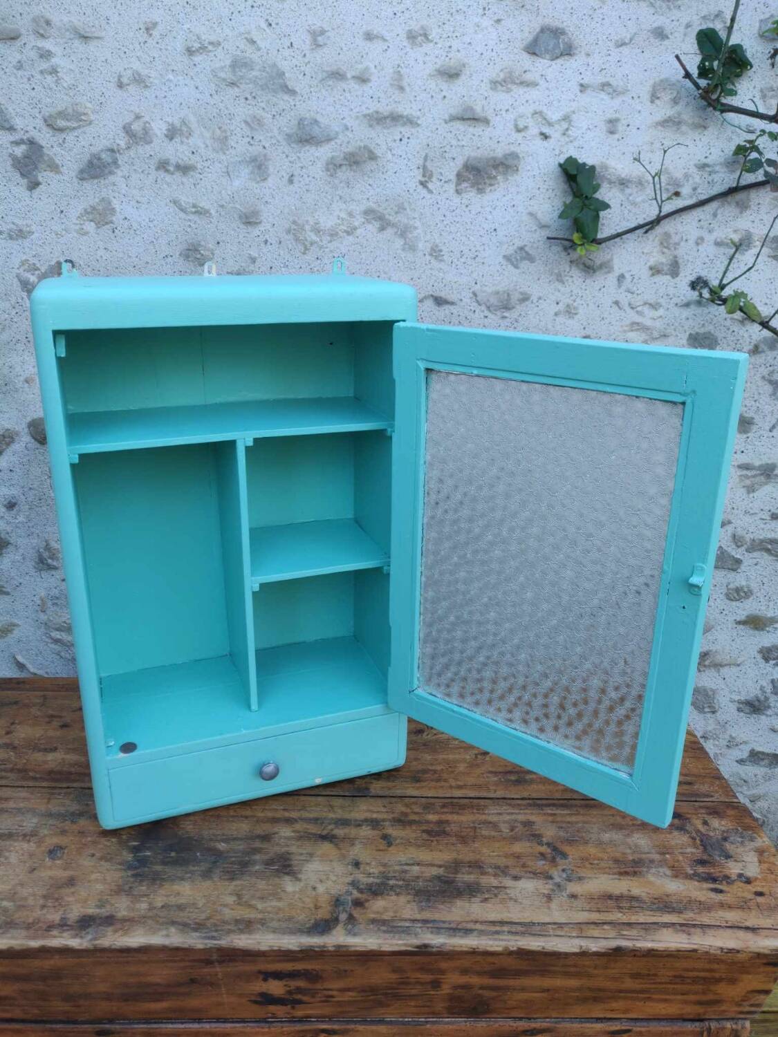 Medicine cabinet