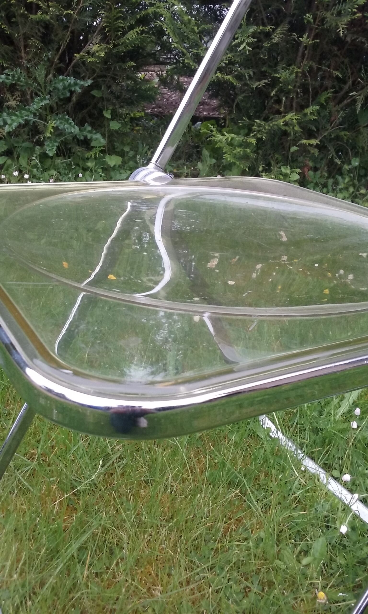 Plia chair by Giancarlo Piretti for Castelli