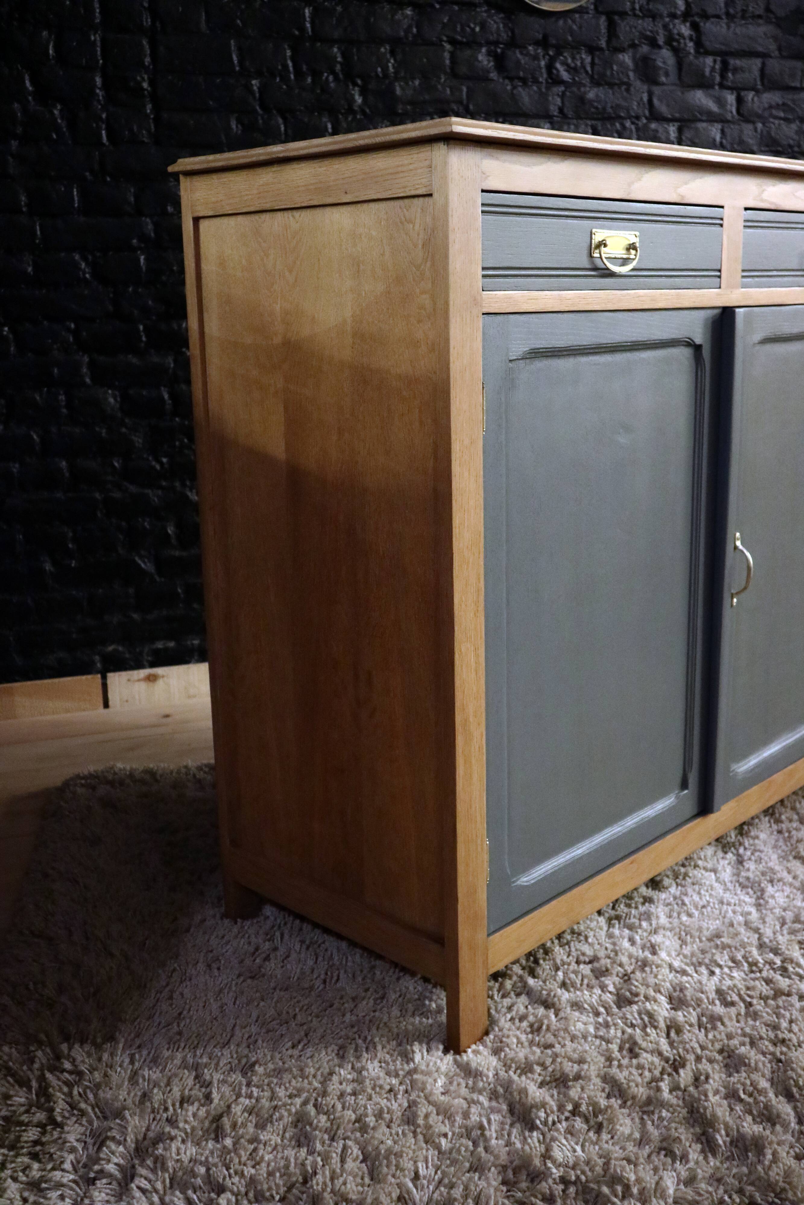 Completely restored two-tone Parisian buffet