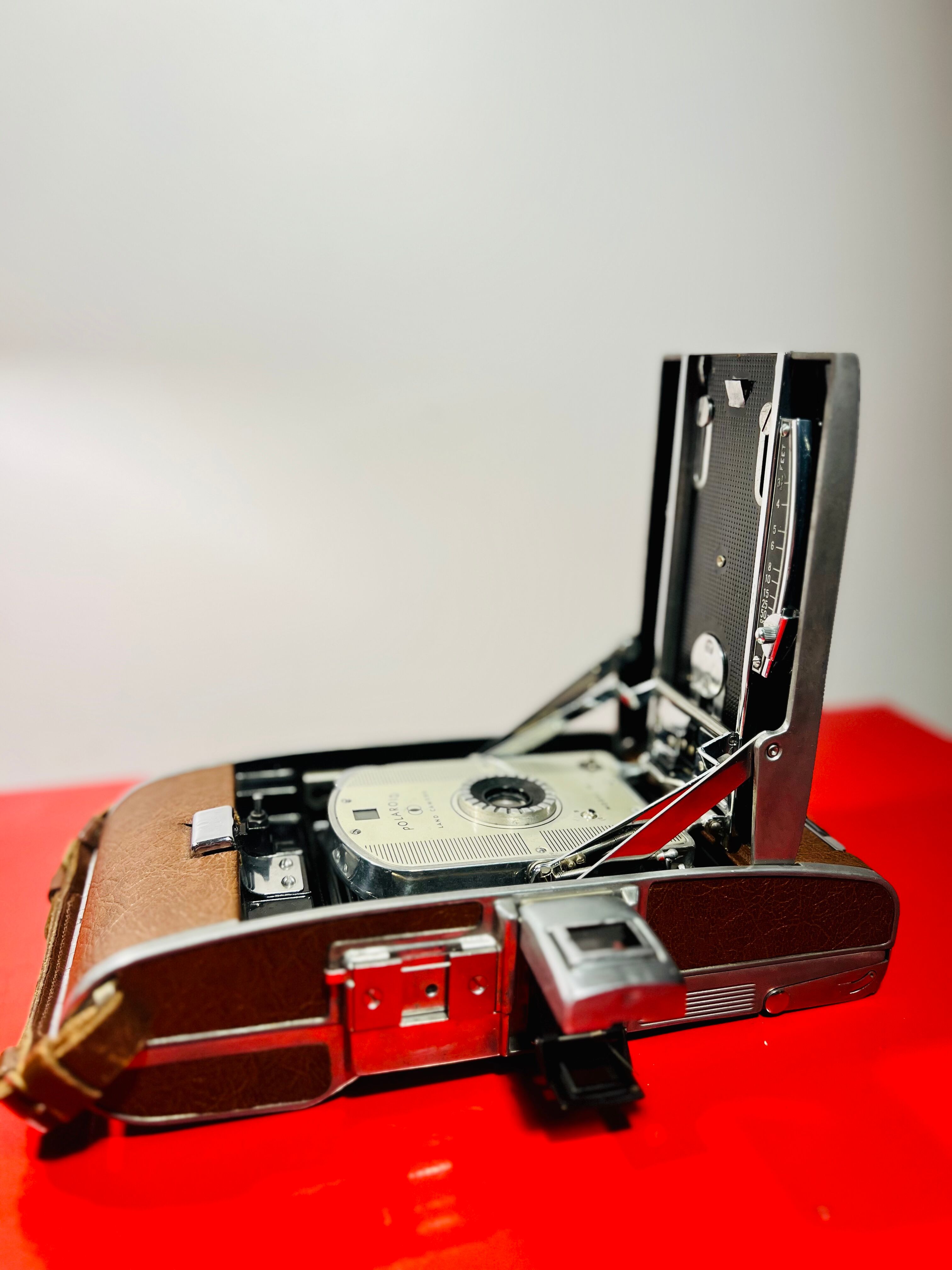 Polaroid land camera model 95