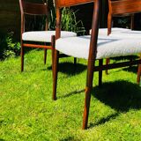 5 chaises Danoises d’Arne Vodder modèle 418 teck