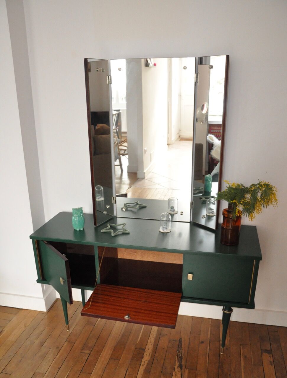 Hairdresser 60 years