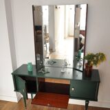 Hairdresser 60 years