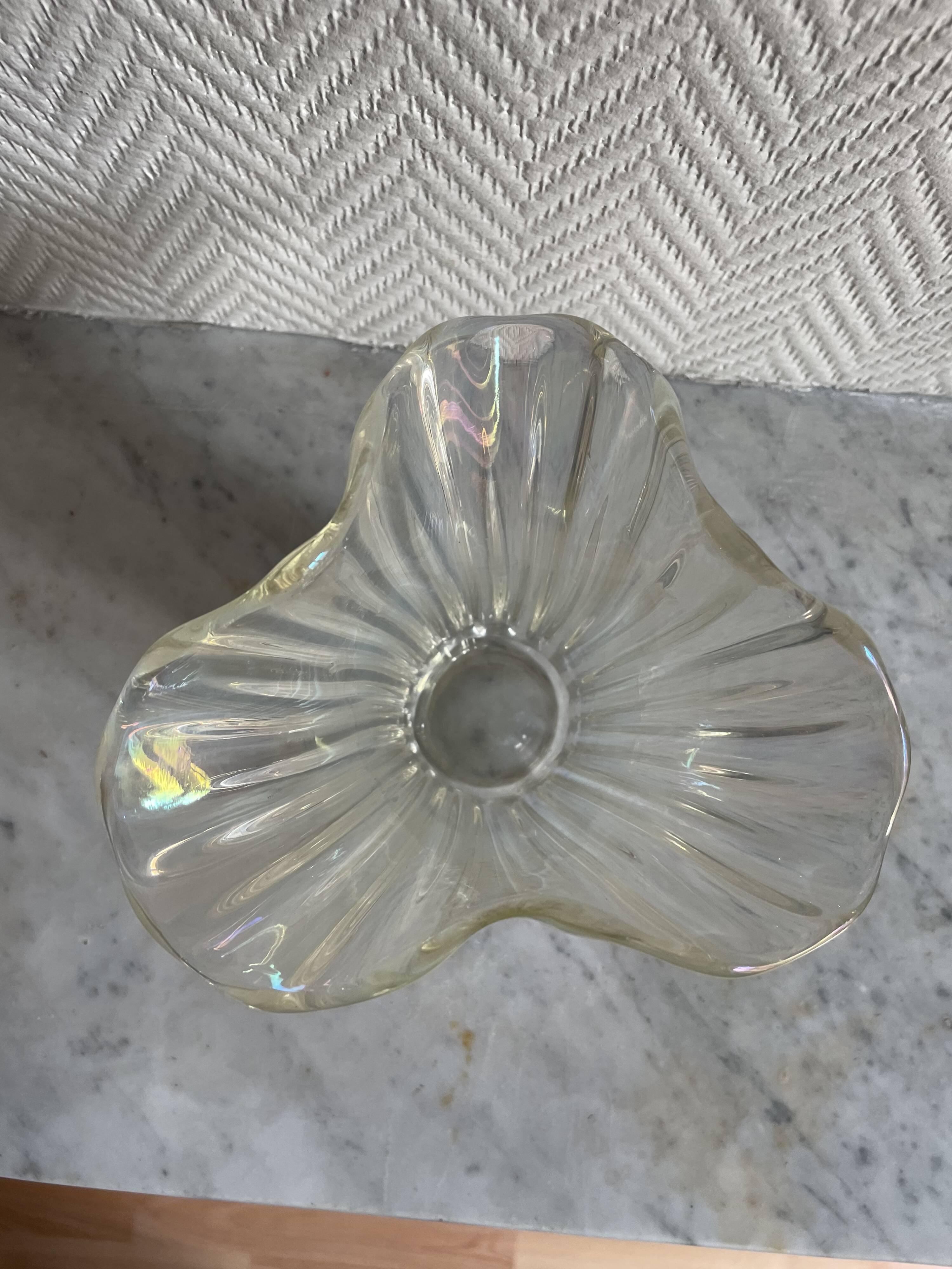 Vase verre aspect irisé