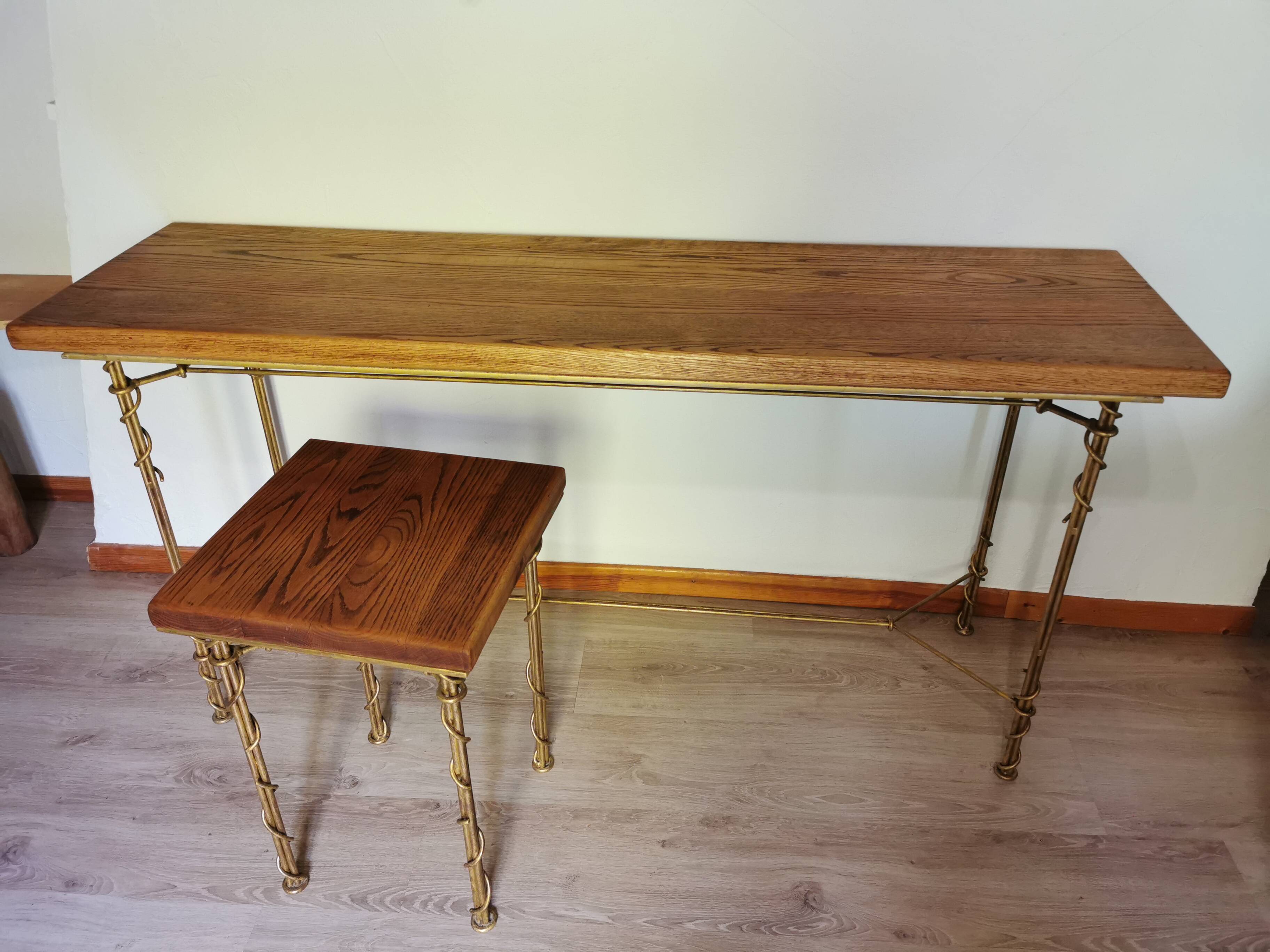 Console et table d'appoint en fer forgé imitant le lierre