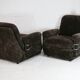 Paire de fauteuils "Space Age", velours marron et acier, France, circa 1970.
