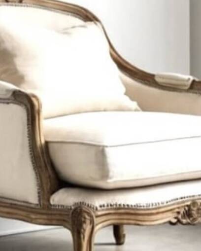 Fauteuil classique en bois massif