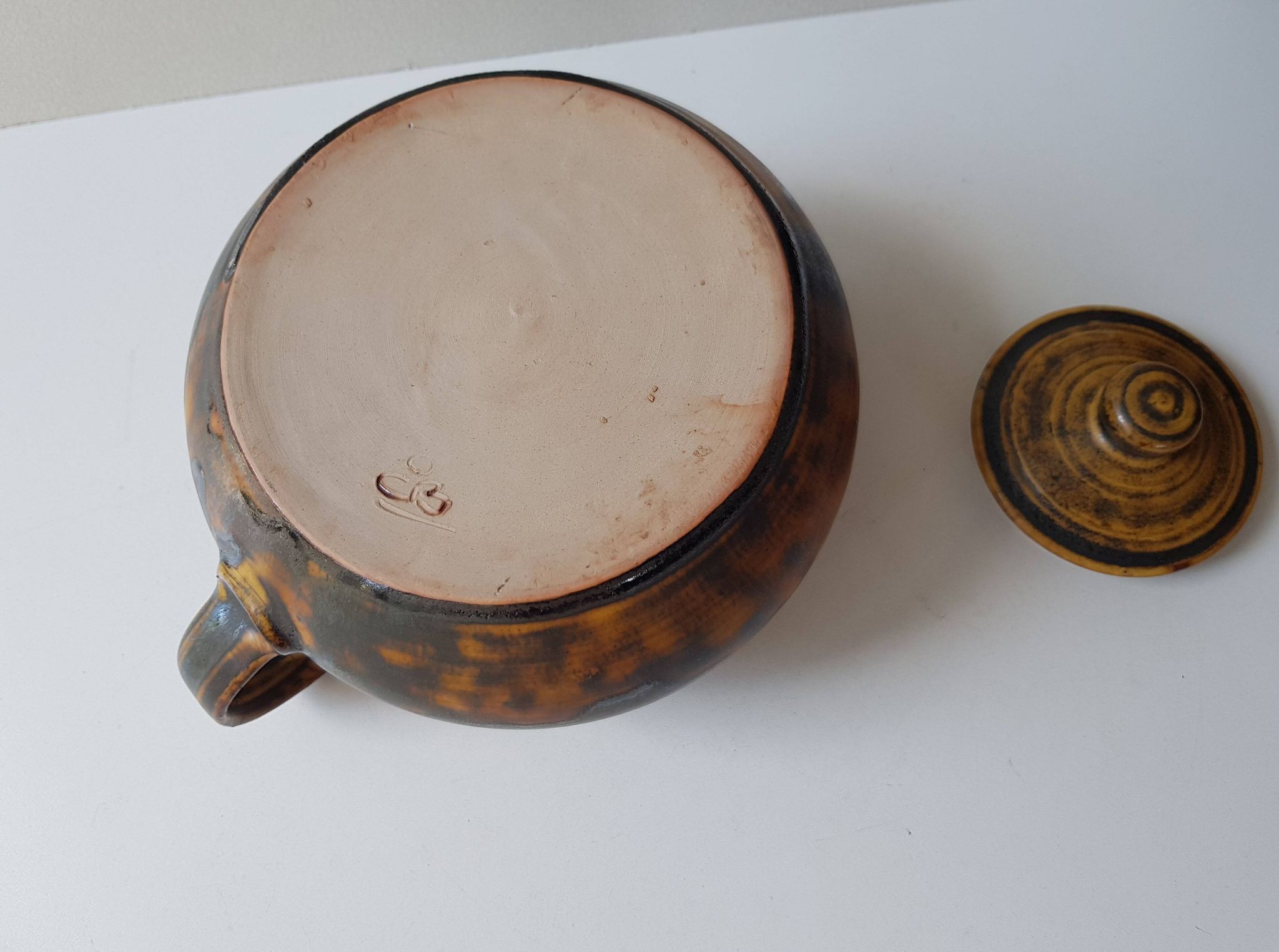 Set of teapot + 5 cups + 6 saucers in ceramic signed CB (Signature to be identified)