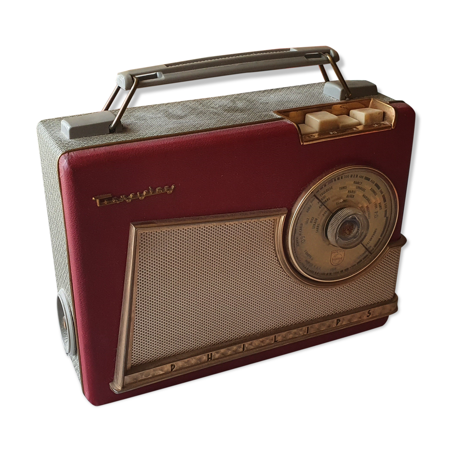 Radio station with GO/PO batteries