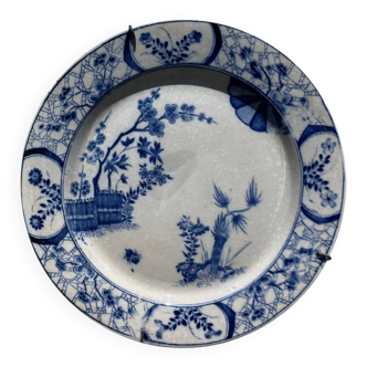 Plat rond Creil et Montereau en faïence bleue, service "Japon
