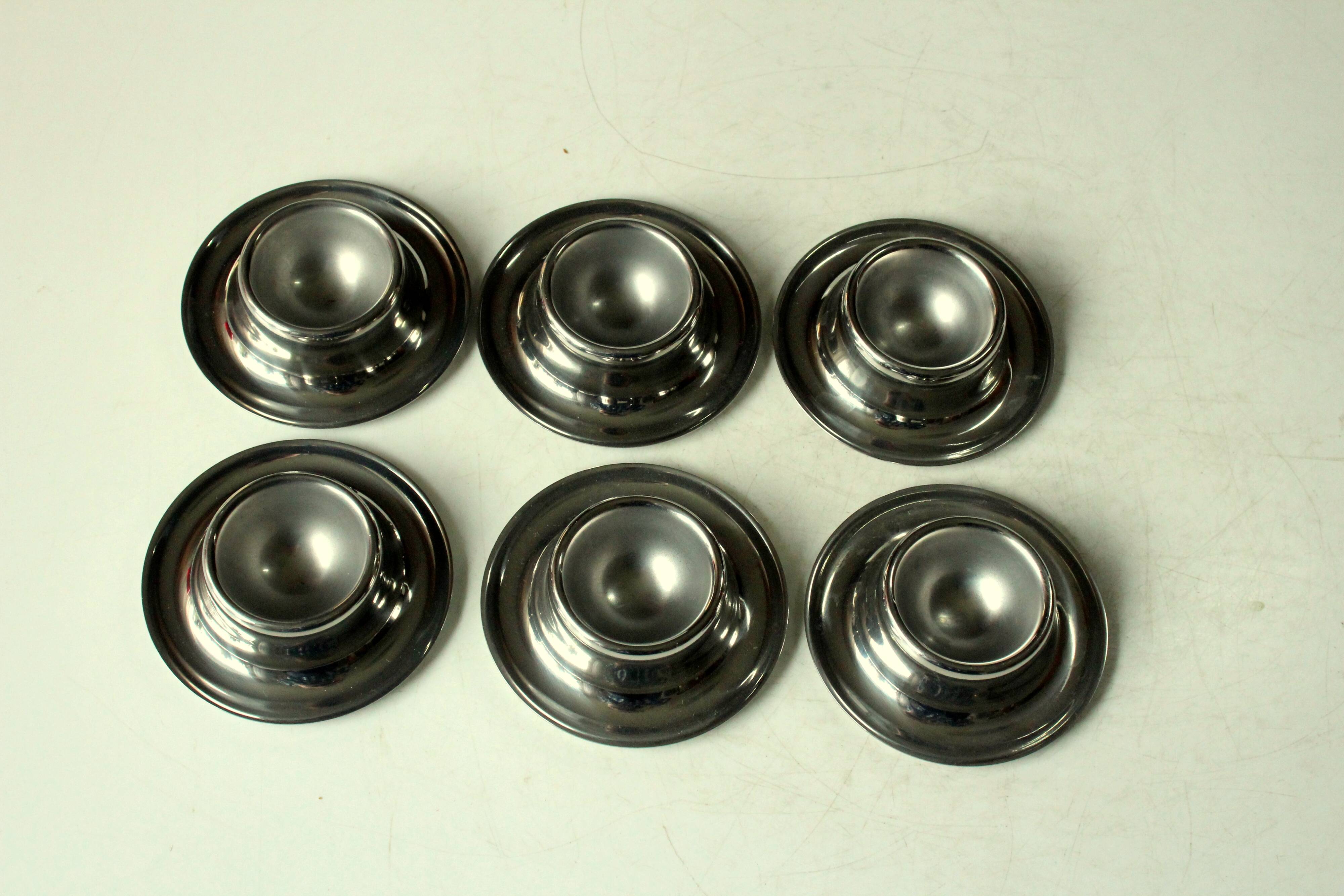 Set of 6 stainless steel egg cups, vintage from the 60s