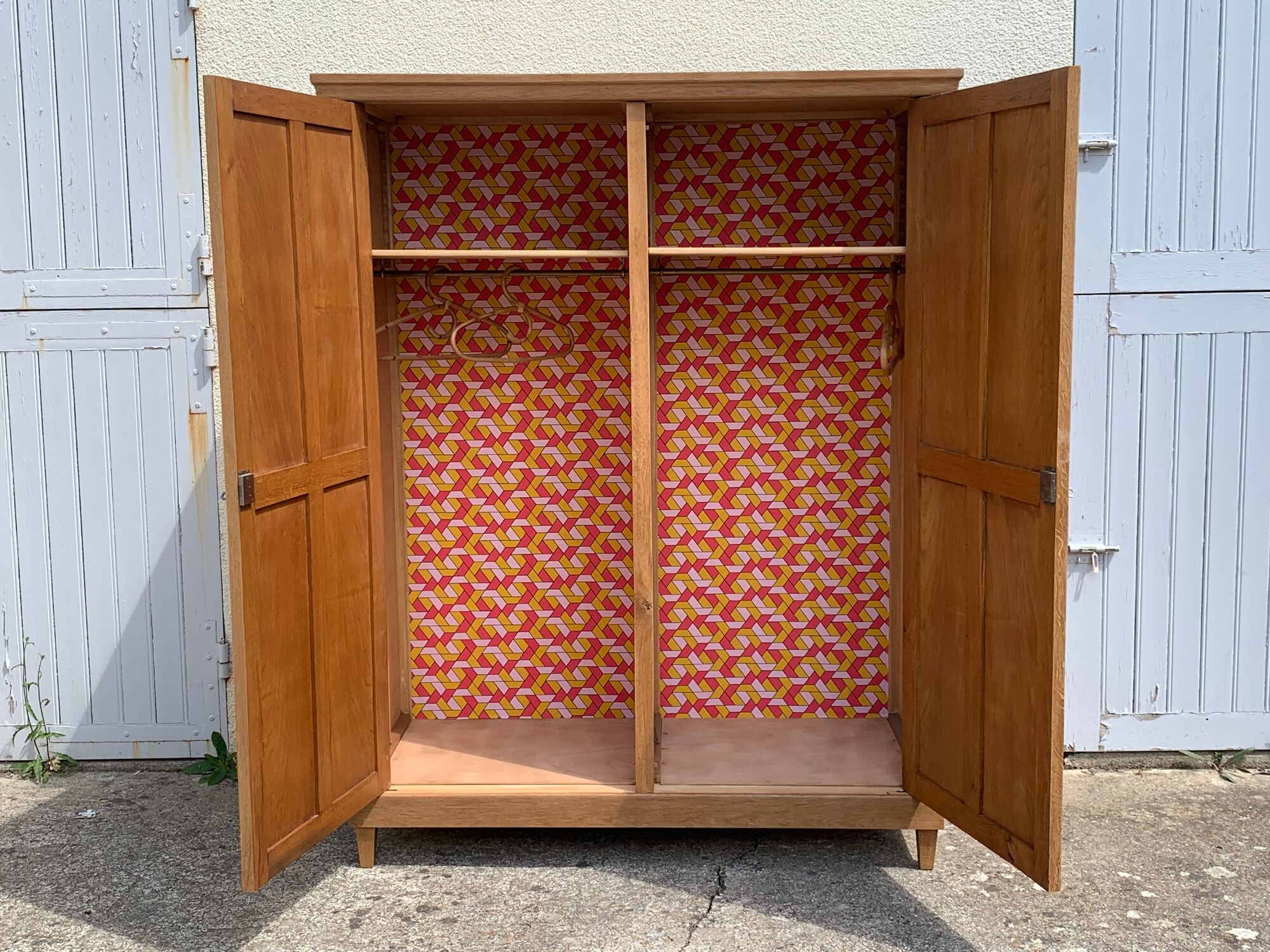 Armoire parisienne art déco 1930 penderie démontable bois brut
