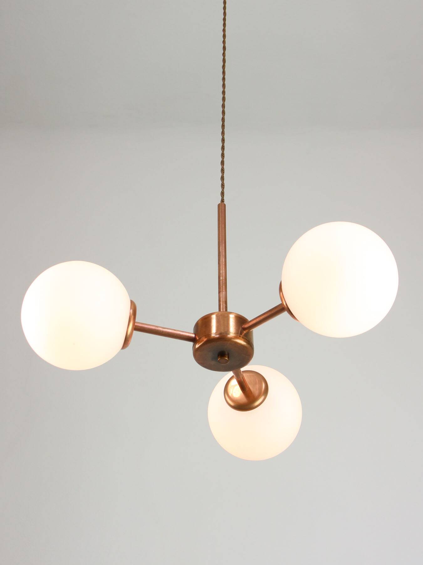 Mid-Century Modern Italian Chandelier in Copper and Opaline Glass, 1960s