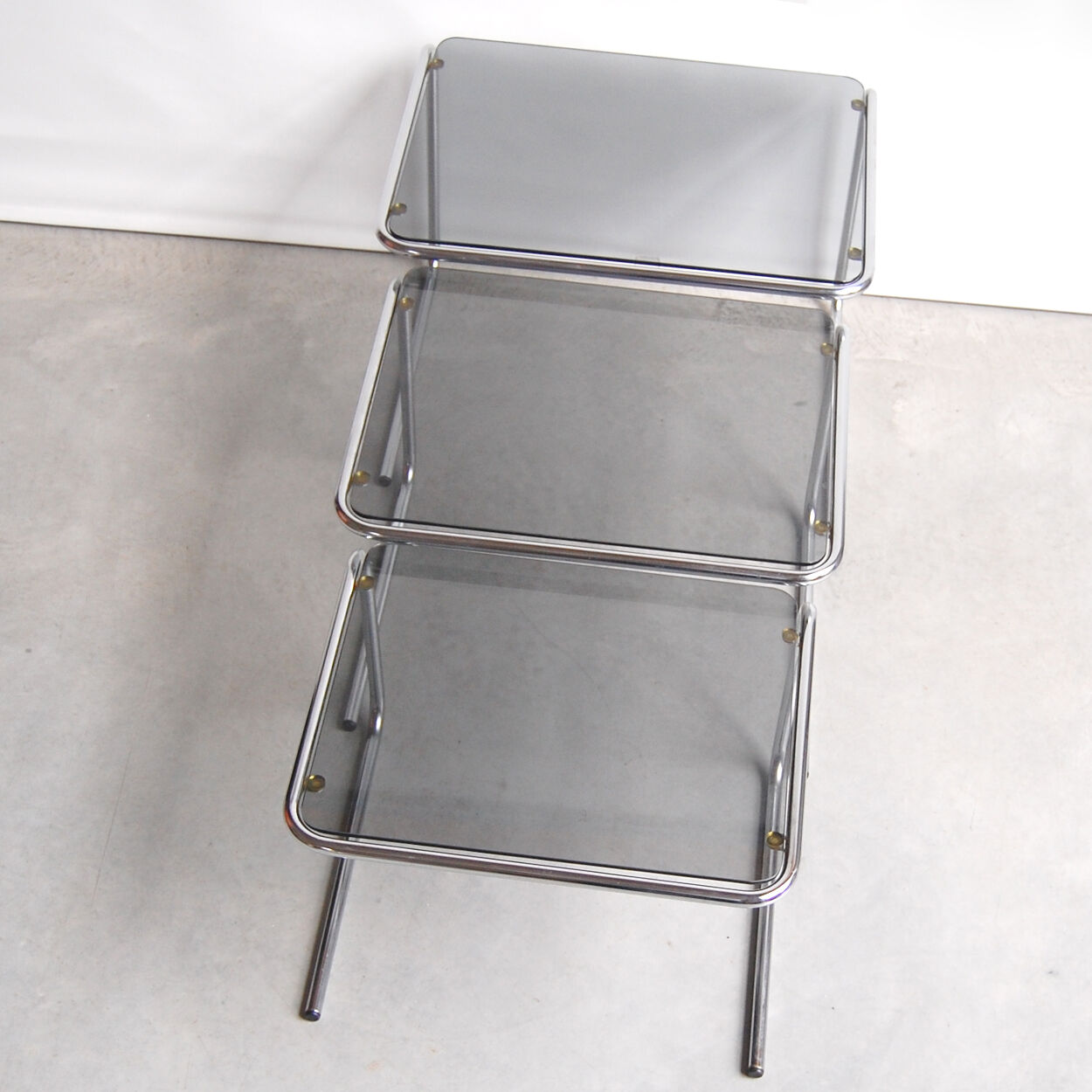 Set de 3 tables gigognes "harrow" par Robert Heritage pour Meurop 1970