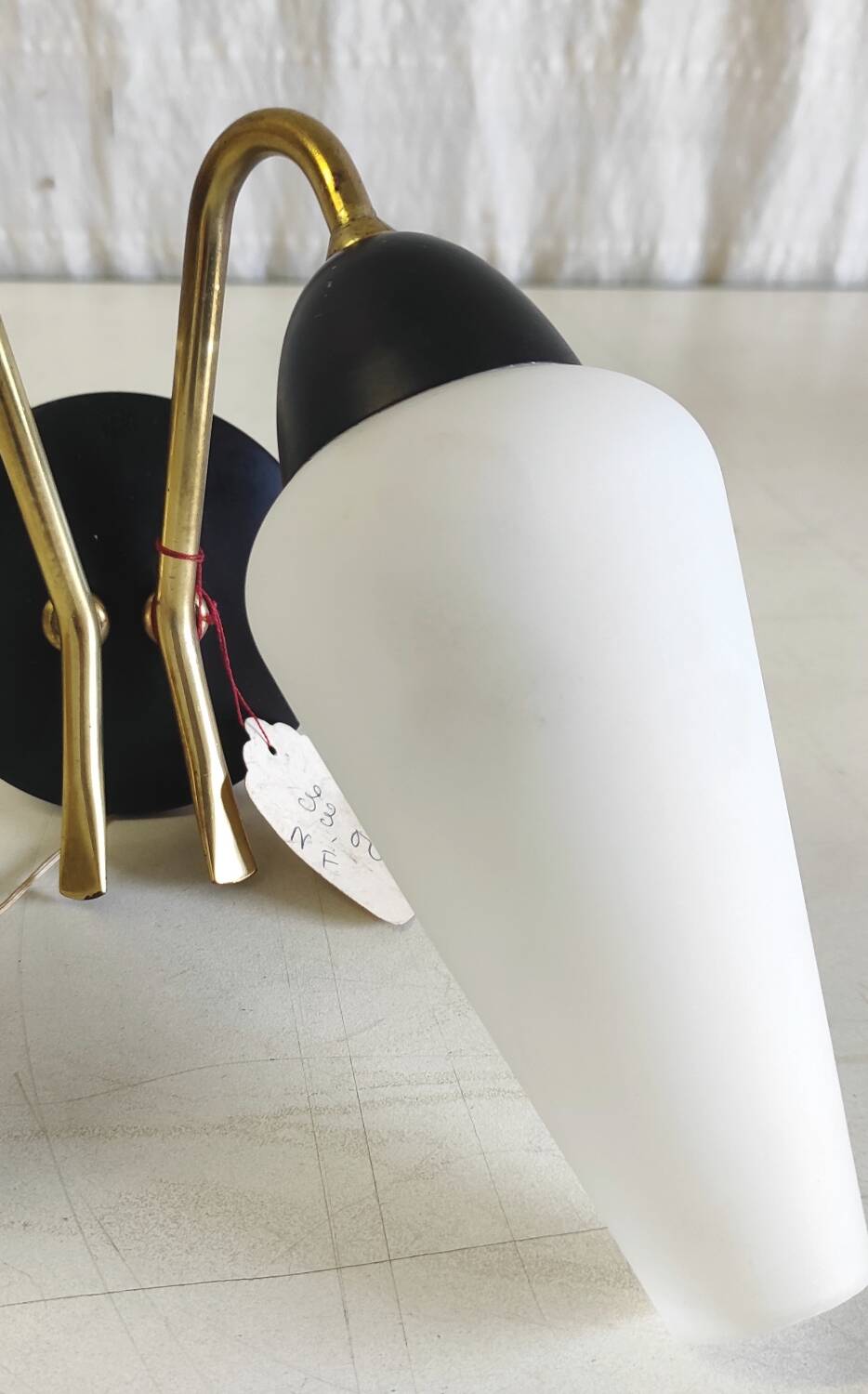 Appliques moderniste double feux métal doré et opaline - années 50/60