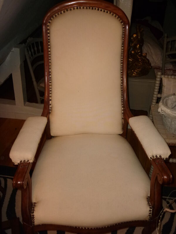 Fauteuil et son repose pied