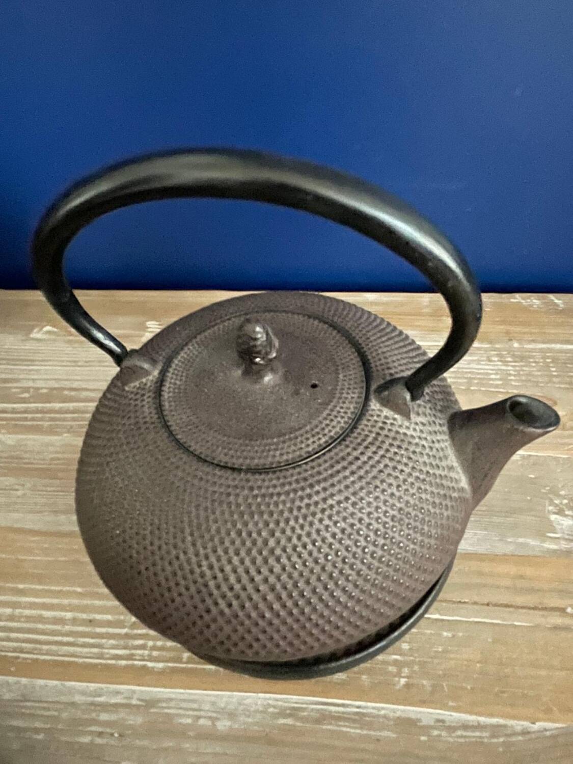 Set of 4 Japanese teapots