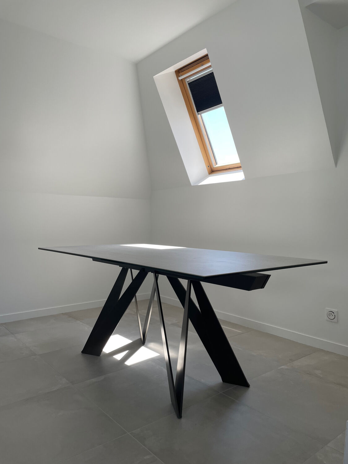 Roche Bobois Cigale dining table