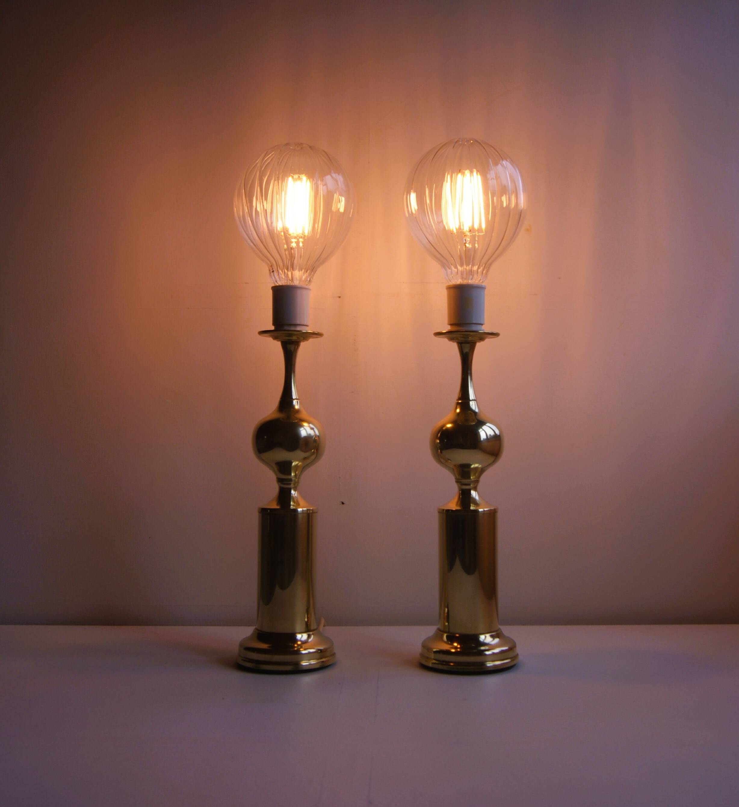 Paire de lampes de table en laiton brillant - Hollywood Regency - Odreco. Danemark années 1960.