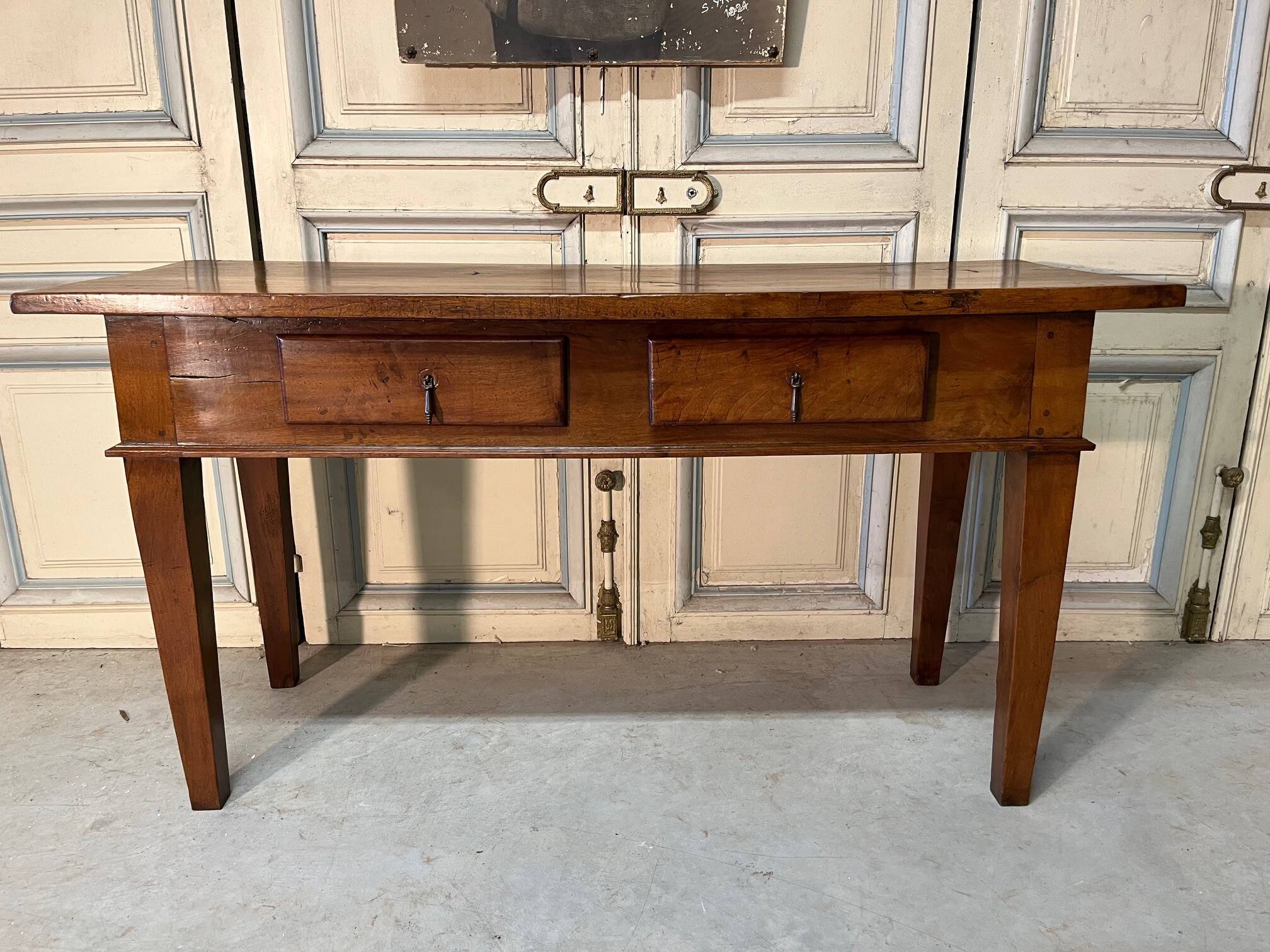 Spanish walnut console table, early 19th century