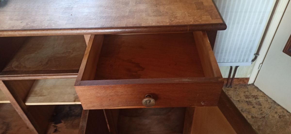 Vintage buffet