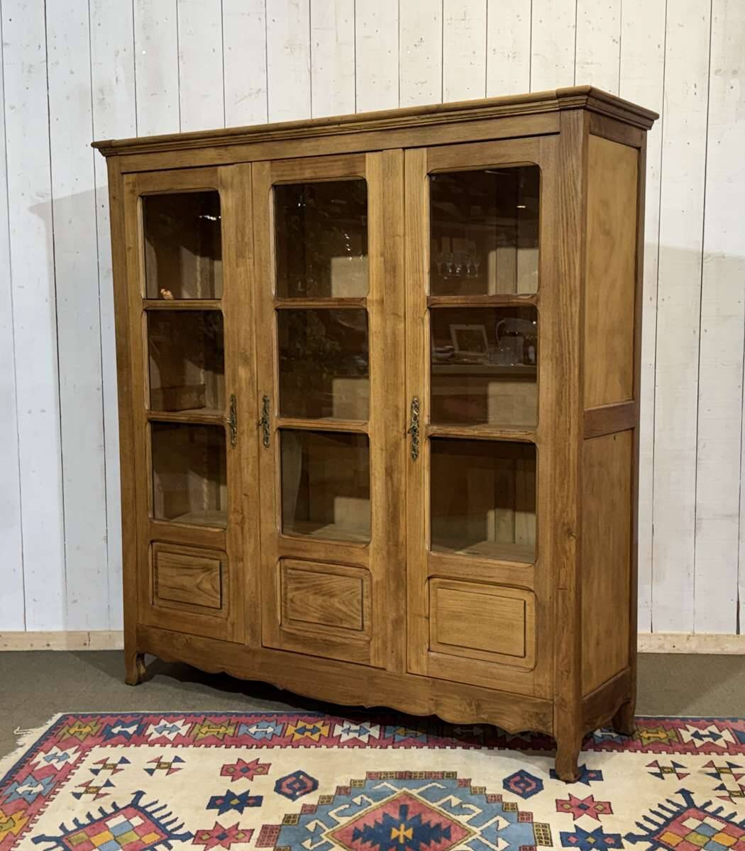 1950s school library in chestnut wood