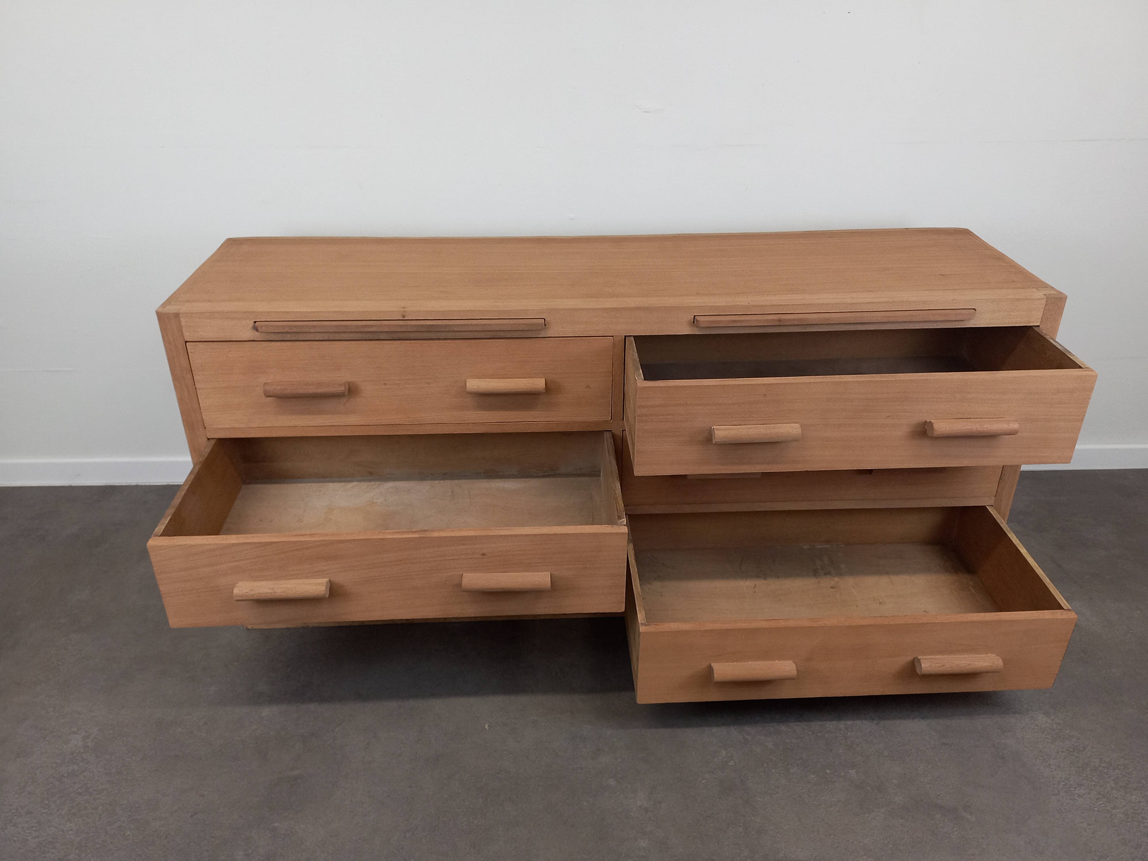 Meuble à tiroirs art déco