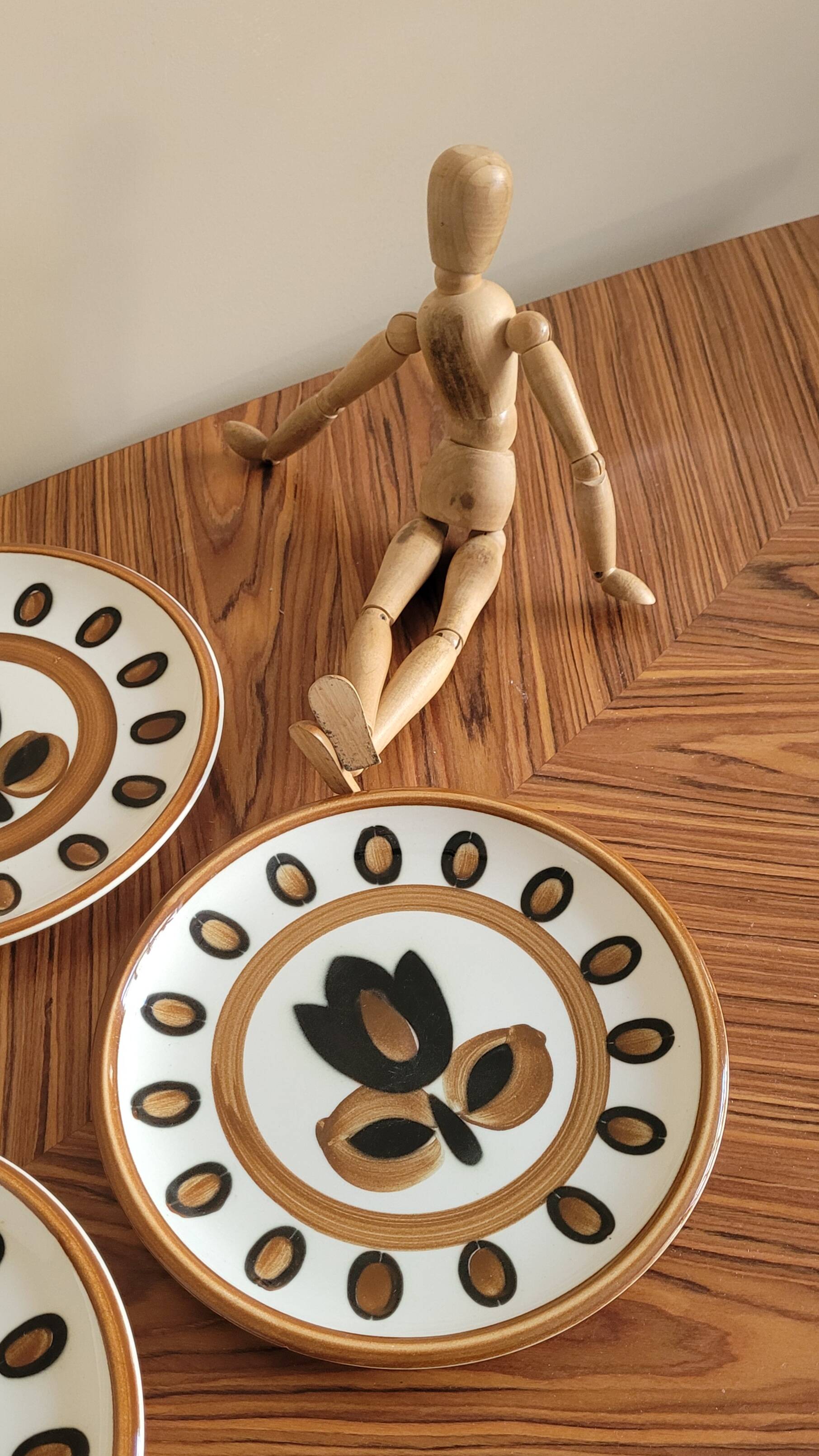 Set of 4 Kimono Boch plates