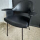Fauteuil noir années 50
