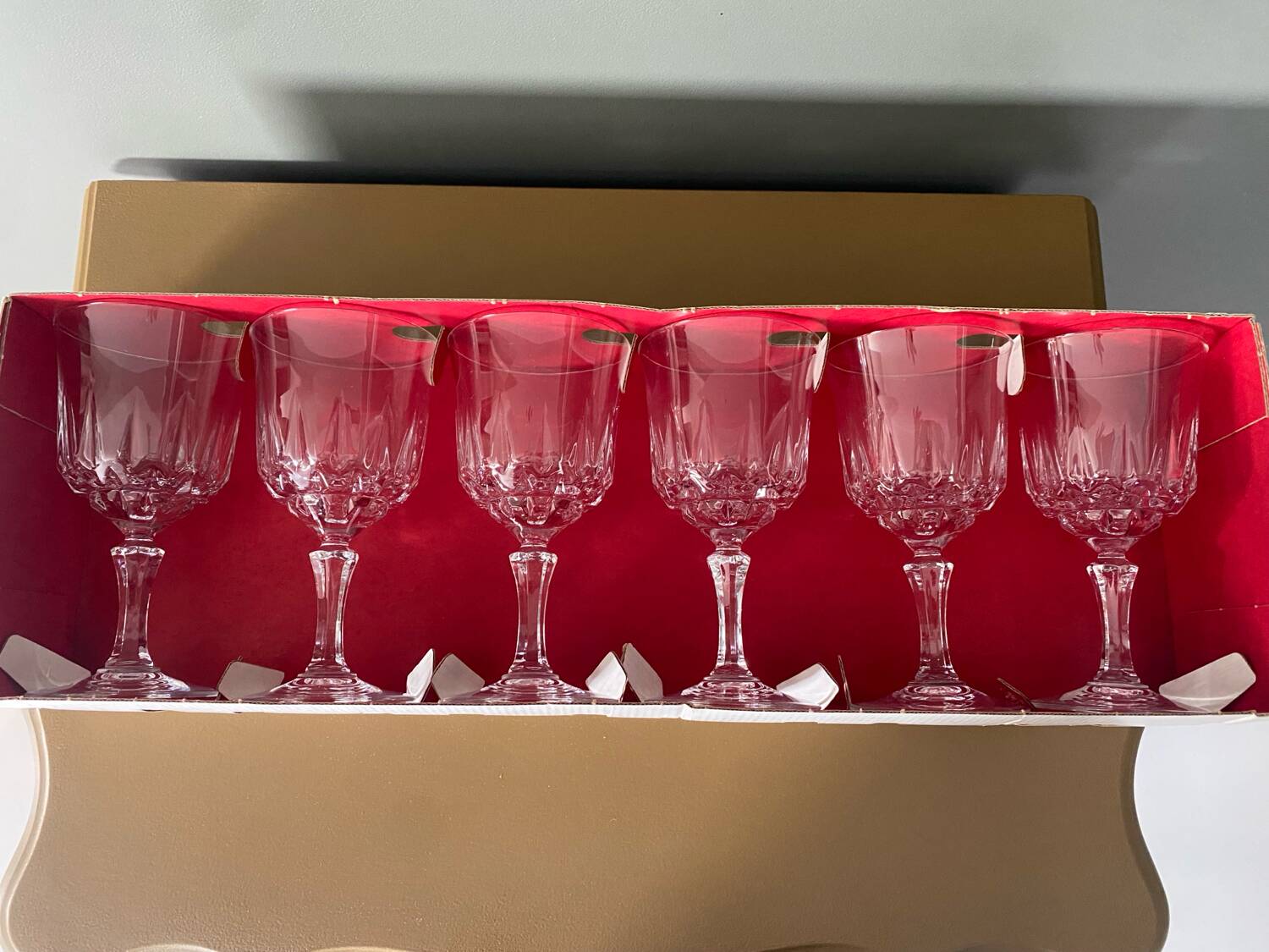 6 crystal stem glasses from D'ARQUES