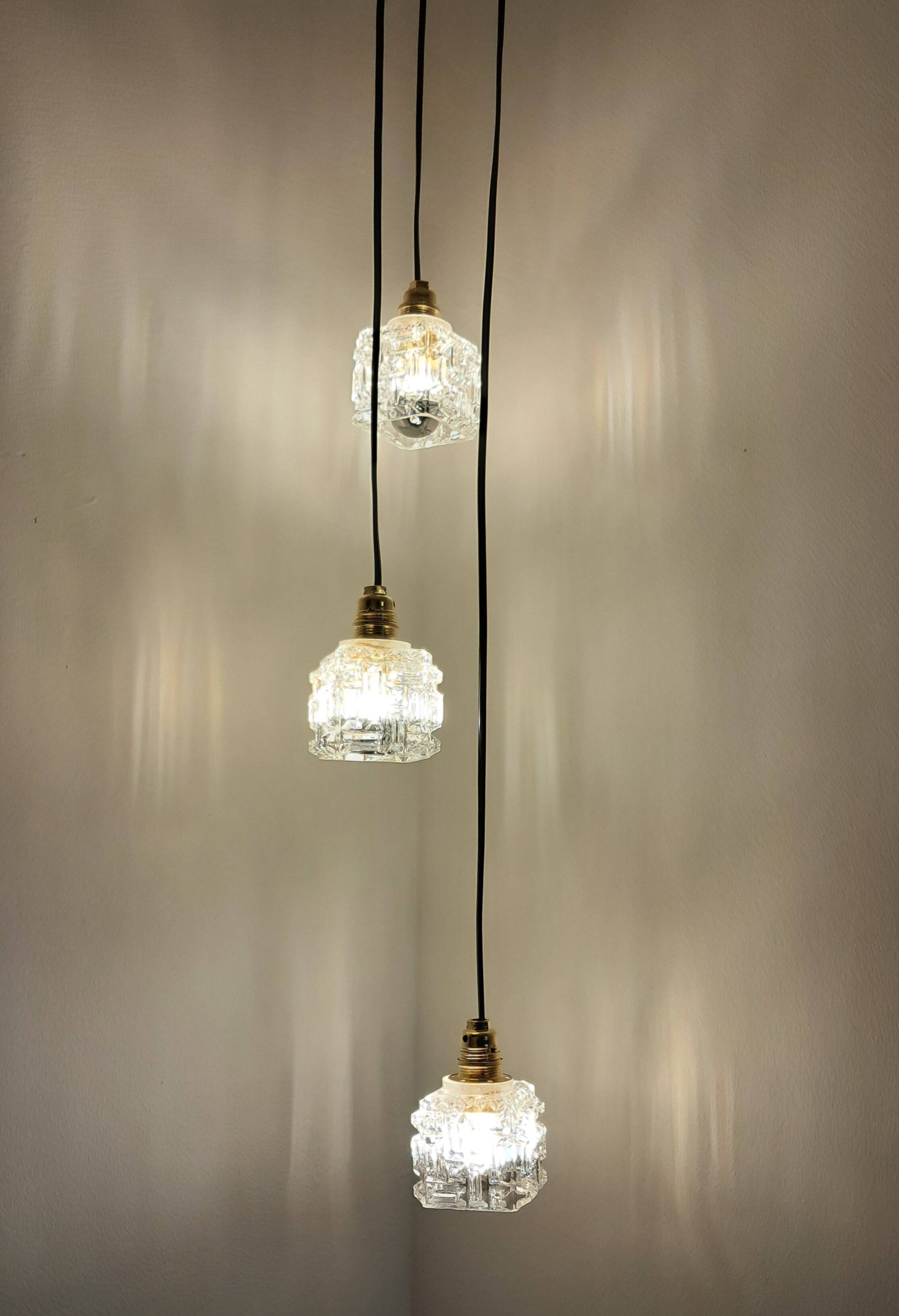 Vintage cascading pendant light