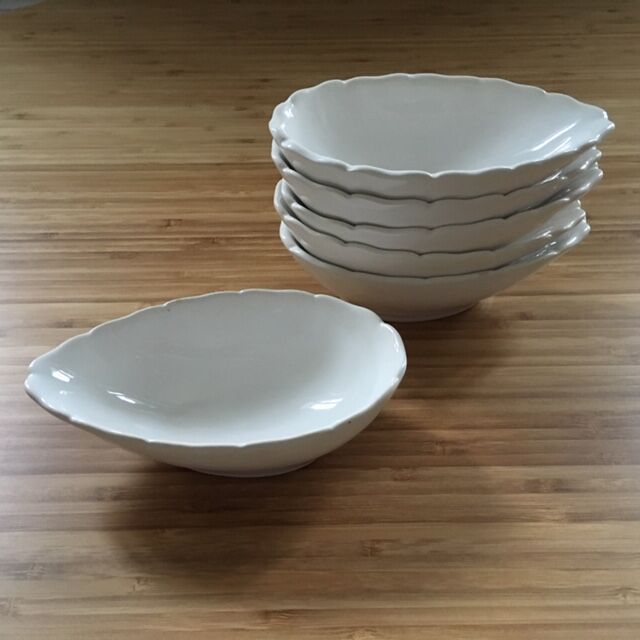 Lor of 6 avocado cups