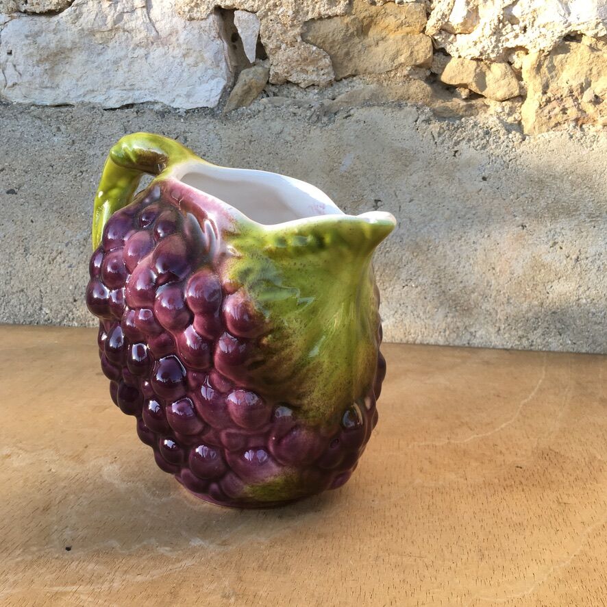 Pitcher slurry grape
