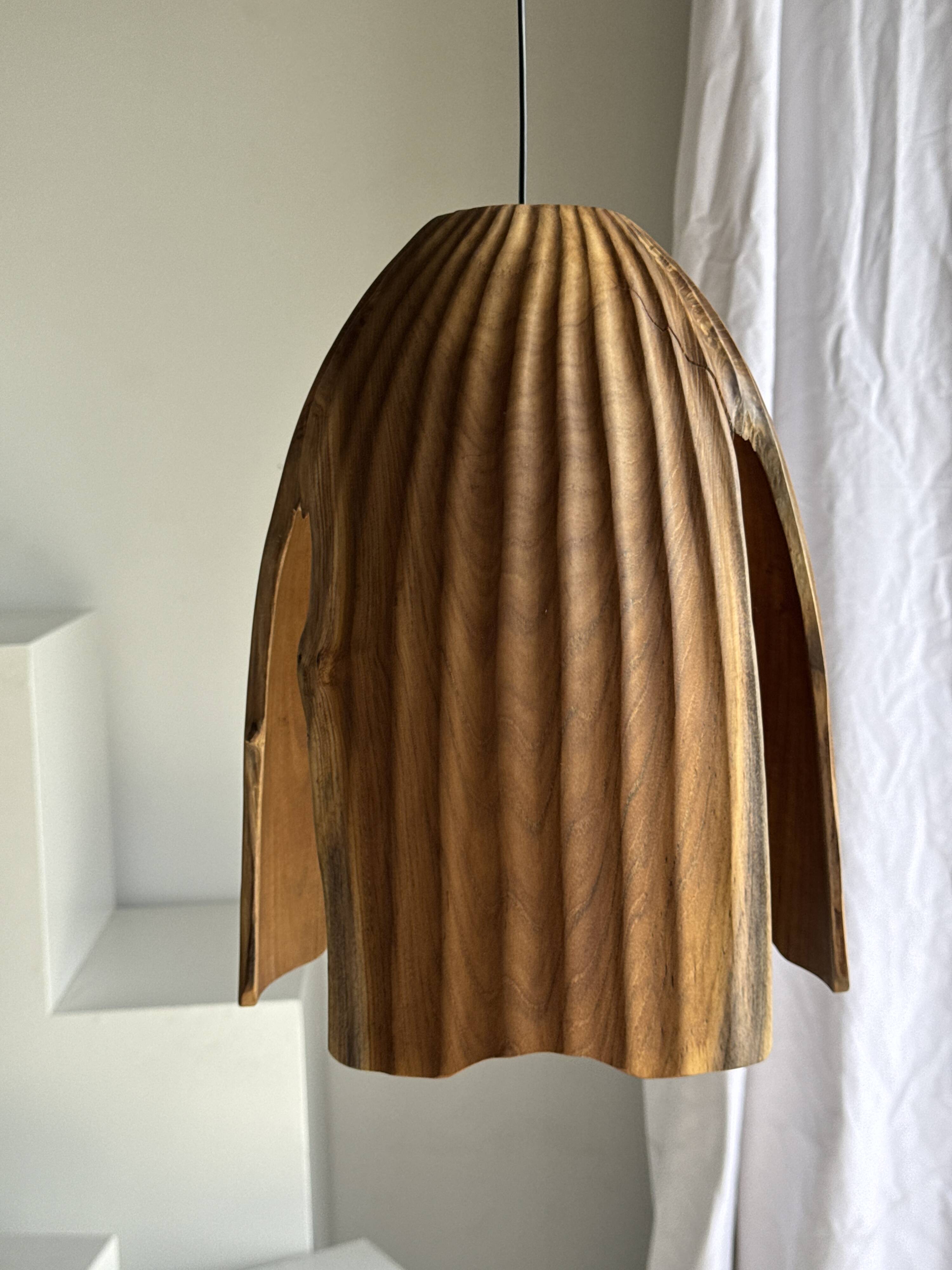 Large suspension or lampshade in organic natural teak, tubular H40 D30.