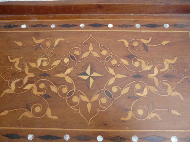 Ancien plateau de service marqueterie bois & nacre vintage