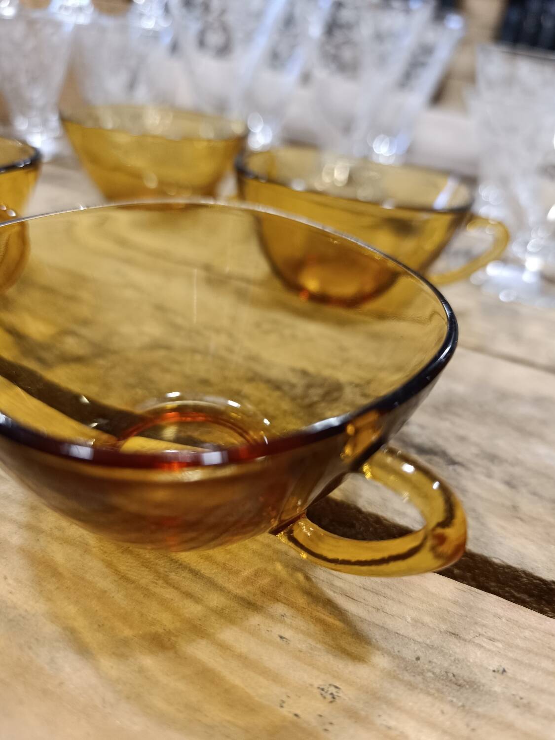 Lot of 4 vintage amber cups
