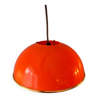 Plastic pendant light surrounded by gold metal from the 70s