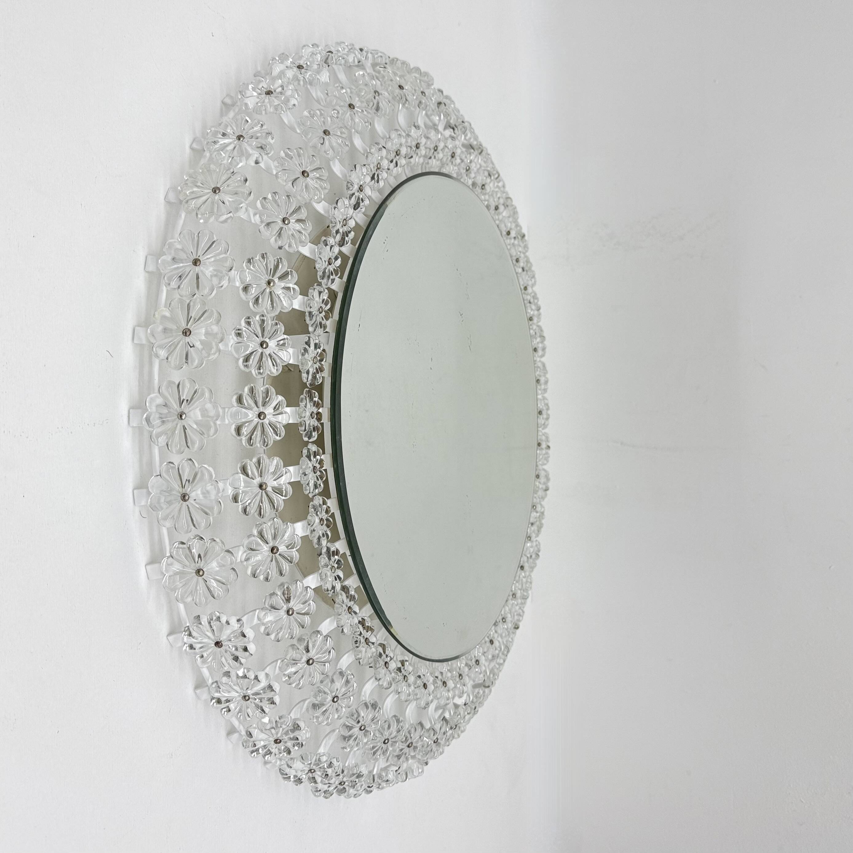 Miroir illuminé en verre floral rétroéclairé par Emil Stejnar pour Nikol