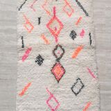 Berber carpet Azilal in colored wool woven hand in Morocco