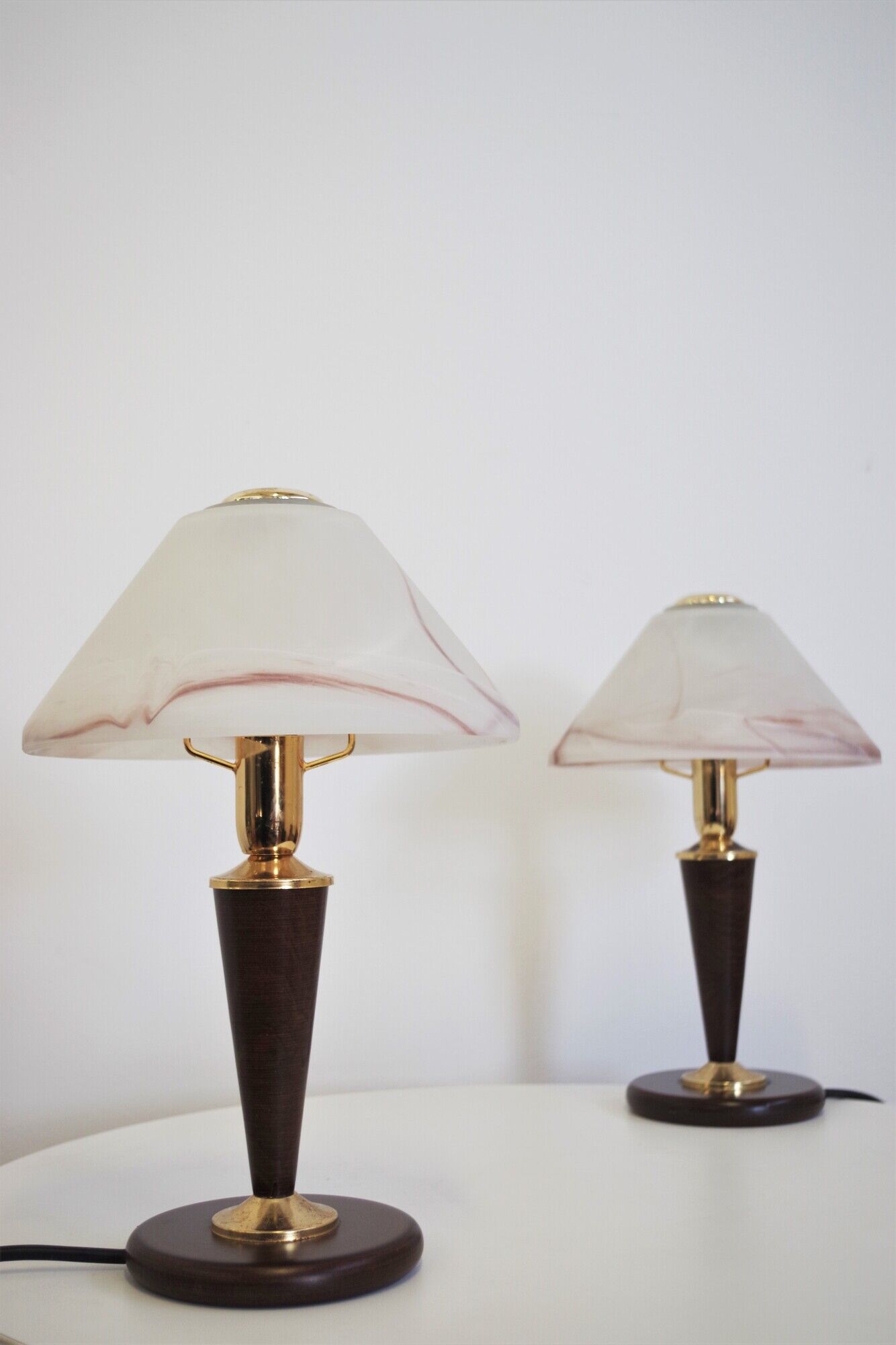 Mushroom table lamps in Murano glass and wooden base, 1970