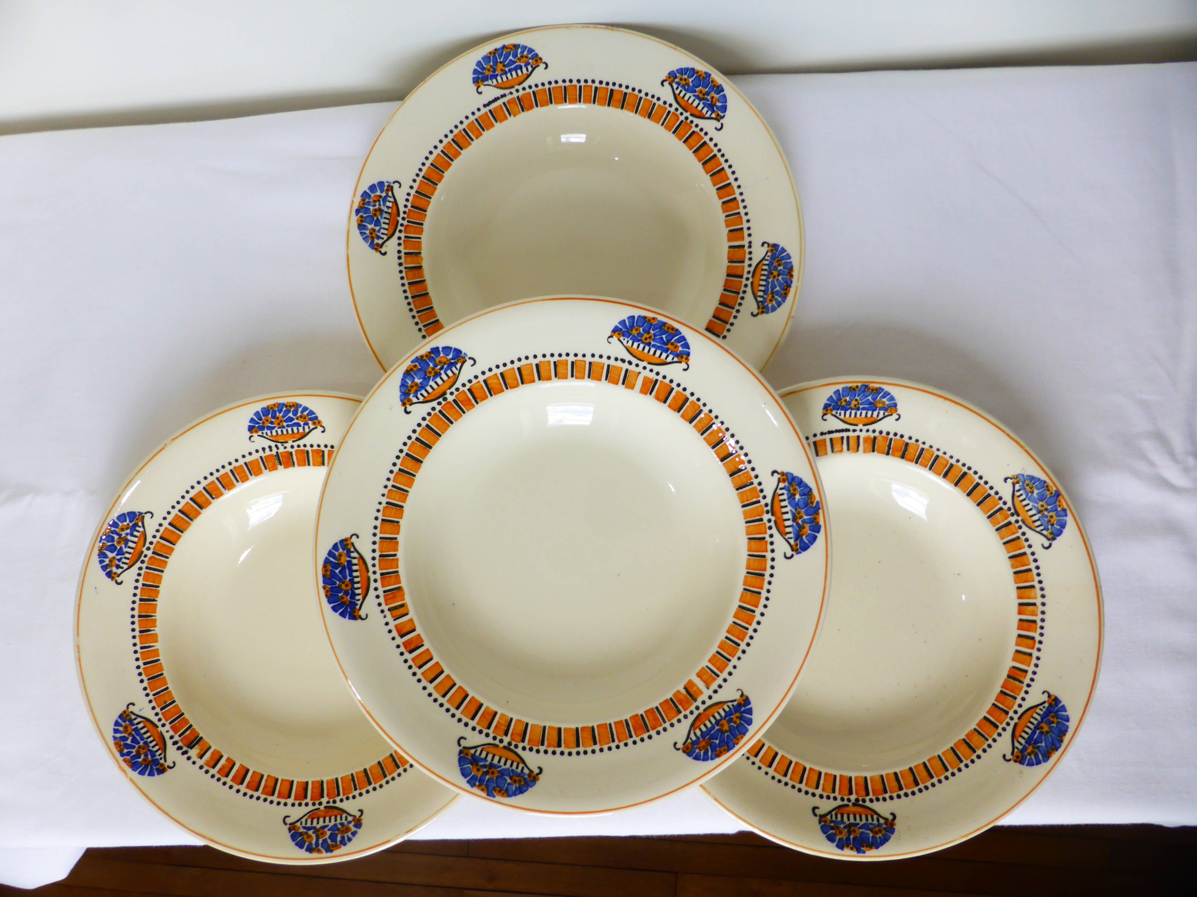 4 assiettes creuses Longwy
