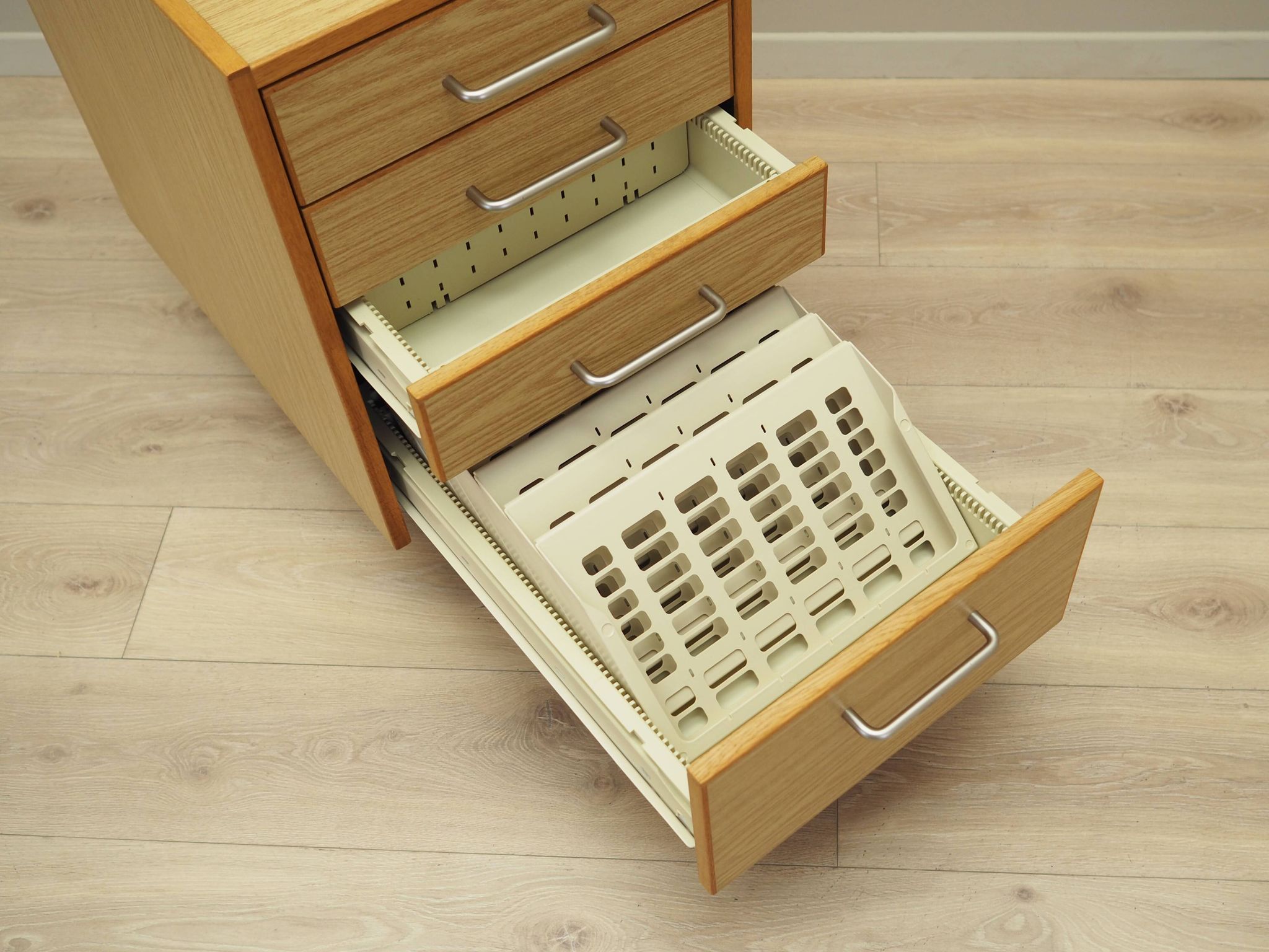 Commode, design danois, années 1970, fabricant : Sorø Terminalborde Ole Bjerregaard Pedersen Ap