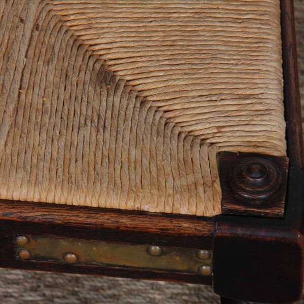 Ensemble de 8 chaises en bois, travail breton des années 1940