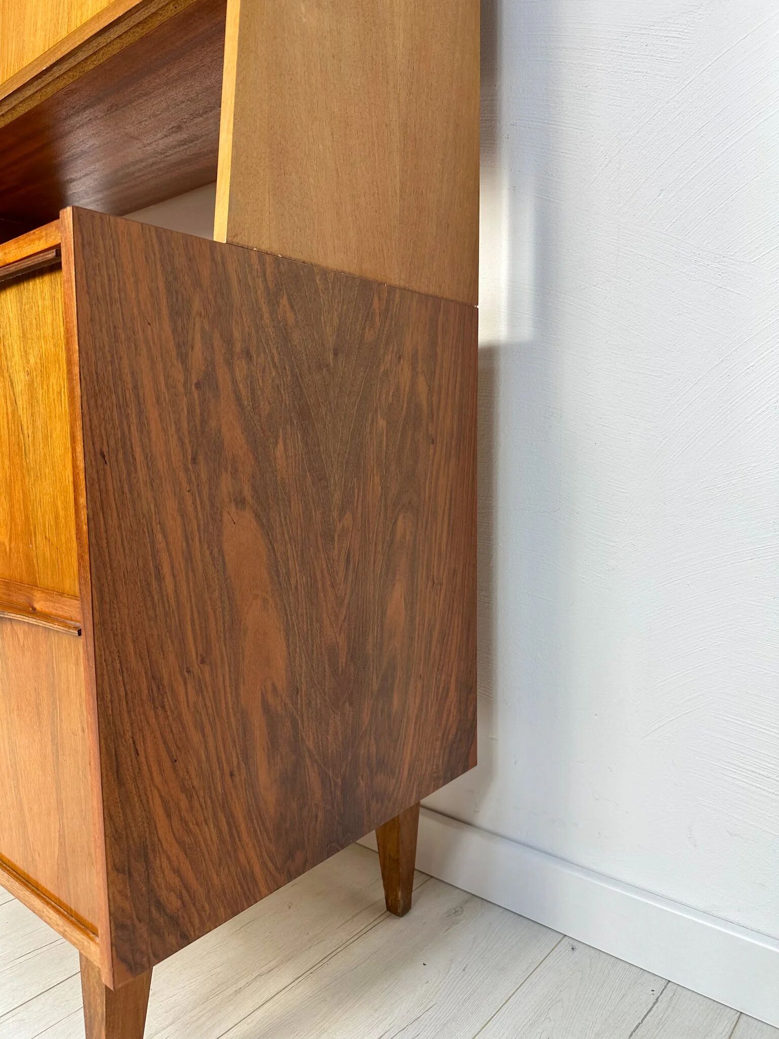 Secrétaire en noyer par Franz Ehrlich pour Hellerau, années 1950